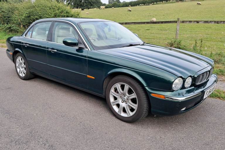 Jaguar XJ 350 SE 3.0 Petrol V6, Metallic Jaguar Racing Green, Full year no advisory MoT