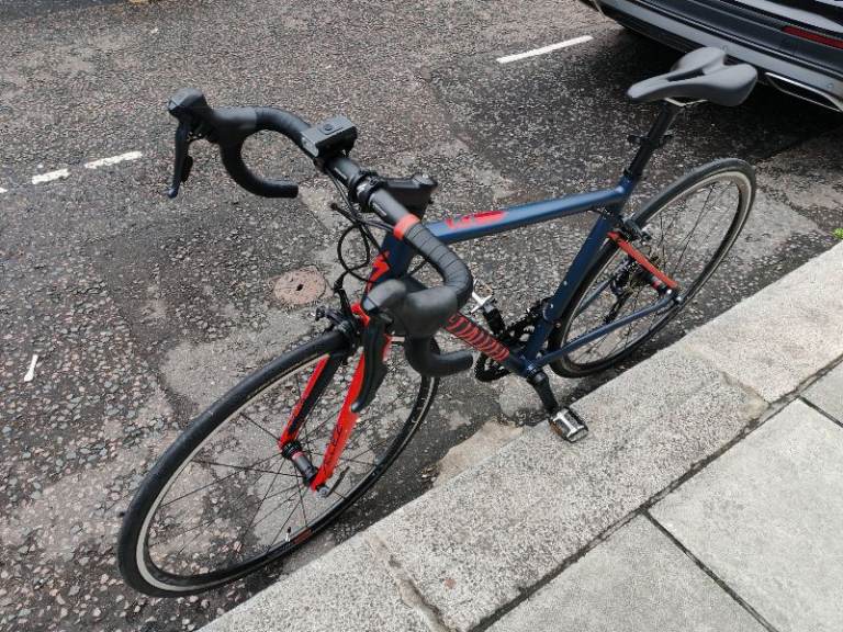 Specialized ALLEZ ROAD BIKE 