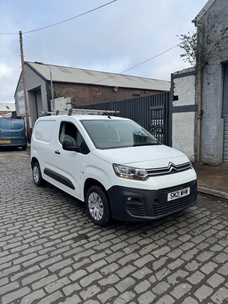 Citroen Berlingo 2021 - 3 Seater