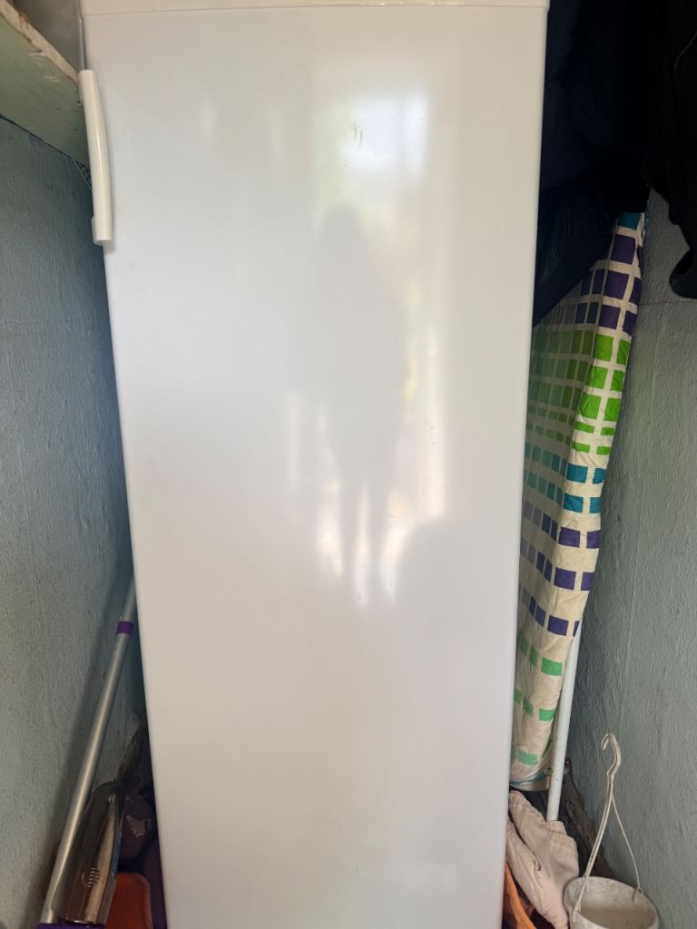 Tall freezer 