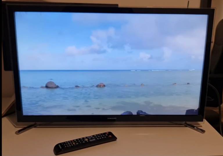 Samsung 32" Smart TV – UE32F4500