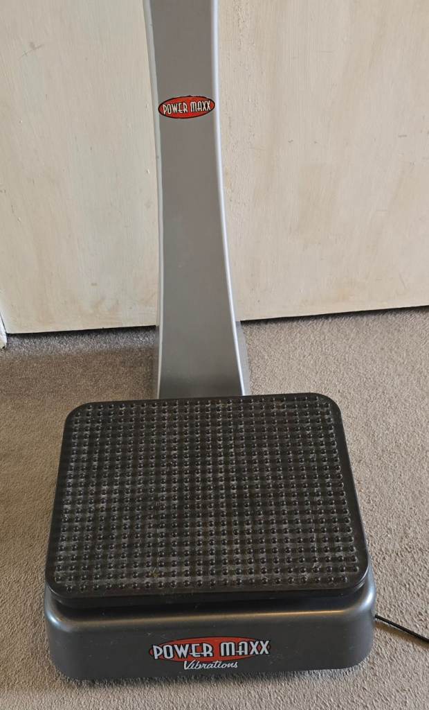 Power Max Vibrations  Fitness  - Like New 