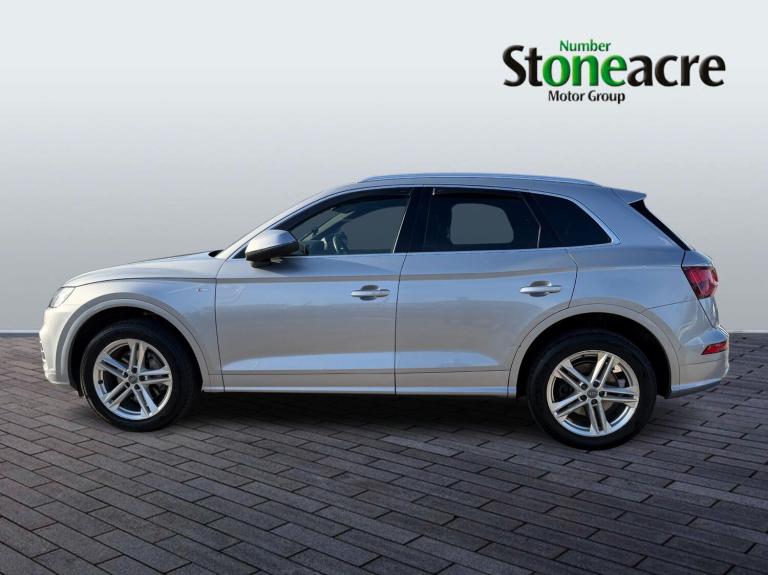 2017 Audi Q5 2.0 TDI S line SUV 5dr Diesel S Tronic quattro Euro 6 (s/s) (190 ps) ESTATE Diesel A...