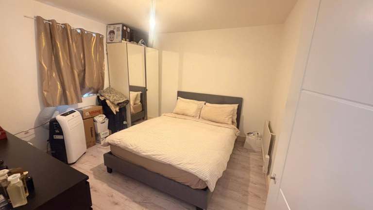 Spacious 2-Bed Flat for Rent - RM10 8BB