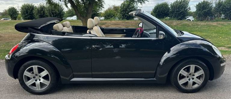 Volkswagen, BEETLE, Convertible, 2010, Manual, 1781 (cc), 2 doors