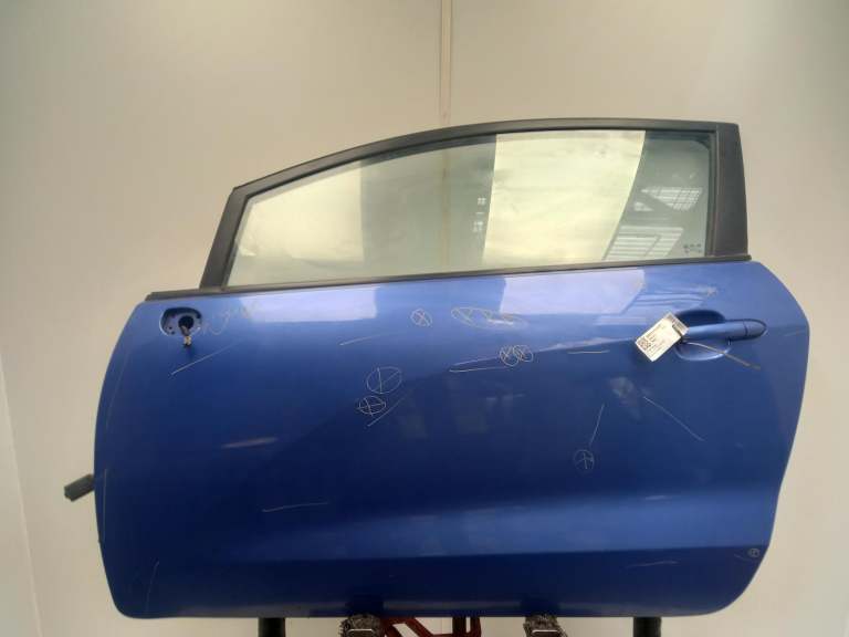 Kia Rio Left Front Door N/S 2011-2017 Blue Fbd 3 Door Hatchback 760031w310