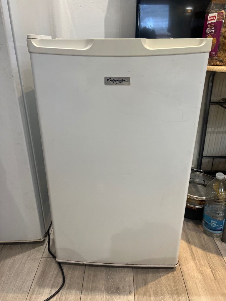 Fridgemaster Fridge  with free delivery 