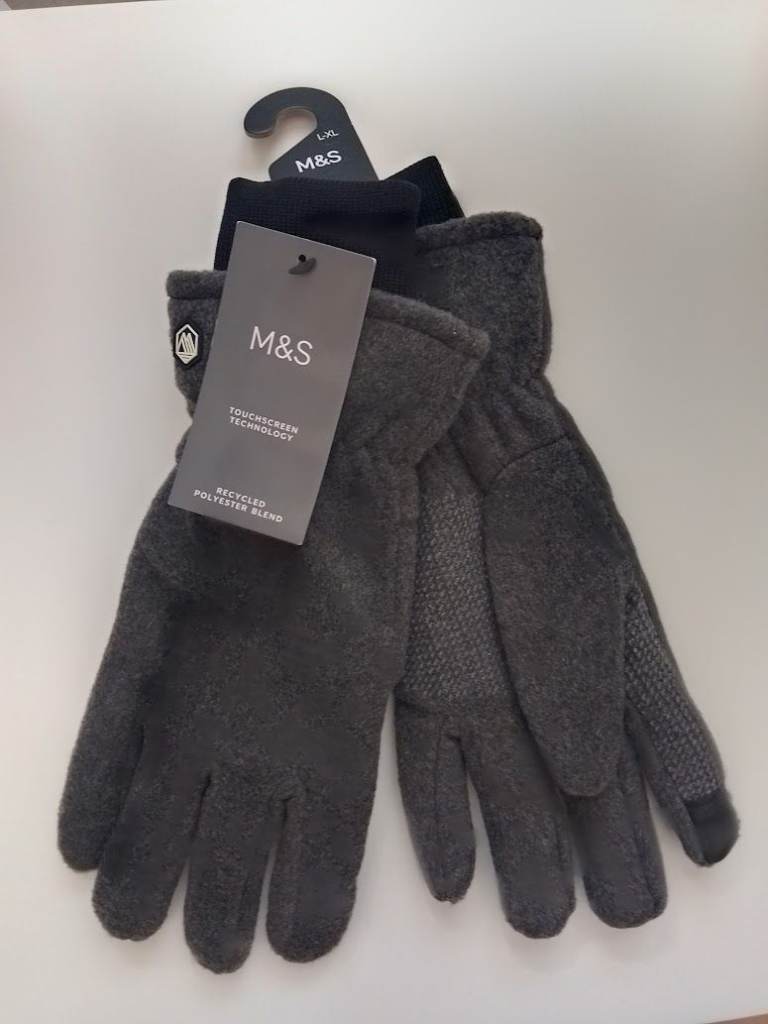 NEW M&S MENS GLOVES-L-XL ( £5 TODAY )