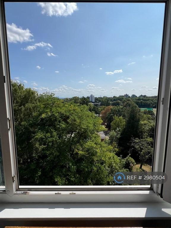 1 bedroom flat in Altior Court, London, N6 (1 bed) (#2980504)