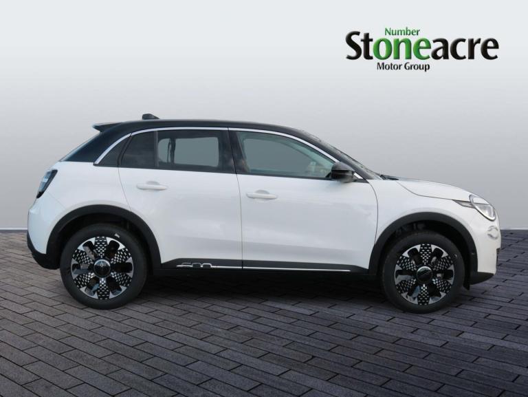 2025 Fiat 600 1.2 Hybrid 48V 136 La Prima 5dr eDCT-6 HATCHBACK PETROL Automatic