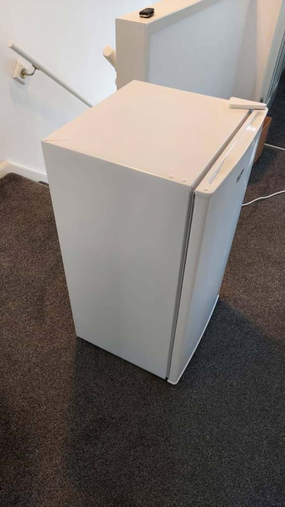 BUSH Under counter Fridge, 4 months old 