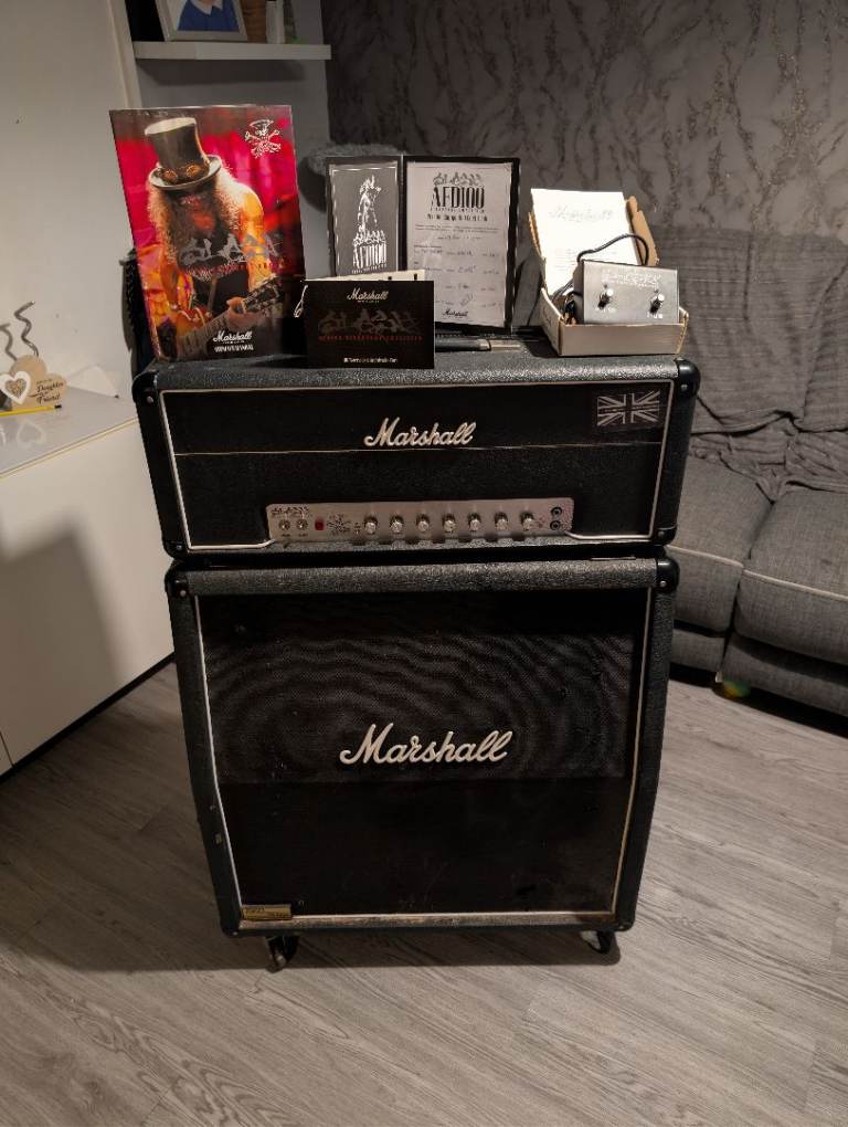 Marshall AFD100 Slash signature head & 4x12 1960av cab