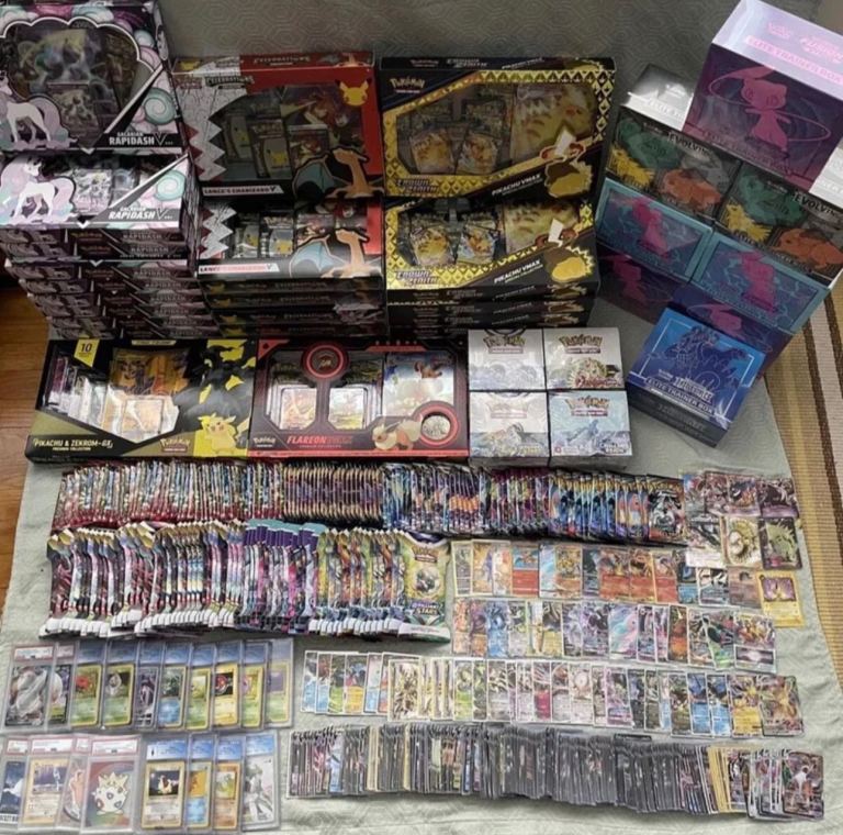 Pokemon Gift Boxes - Graded, Beginner, Advanced, Upgraded
