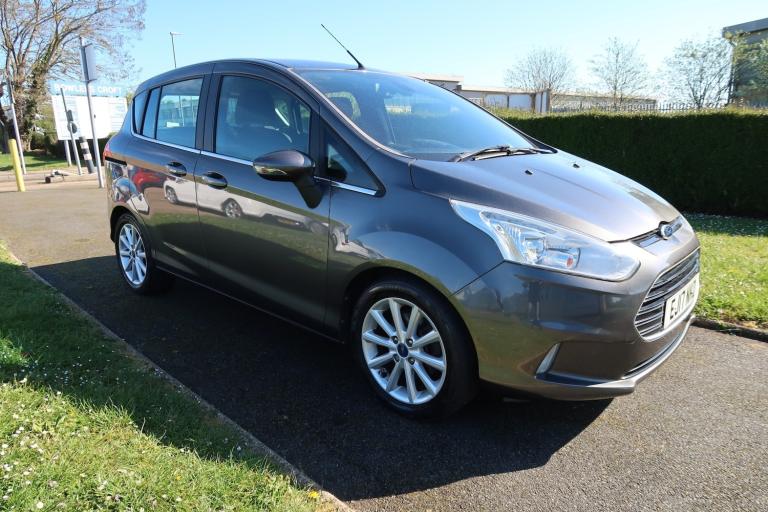 FORD B-MAX 1.0 T EcoBoost Titanium Navigator 2017