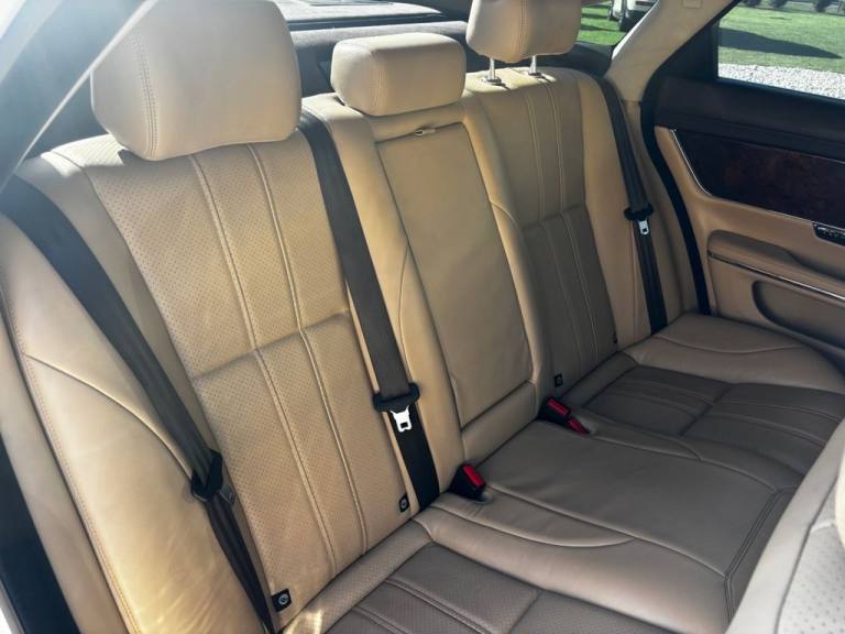 2012 Jaguar XJ XJ 380 V8 Portfolio Auto Euro 5 4dr  Saloon Petrol Automatic