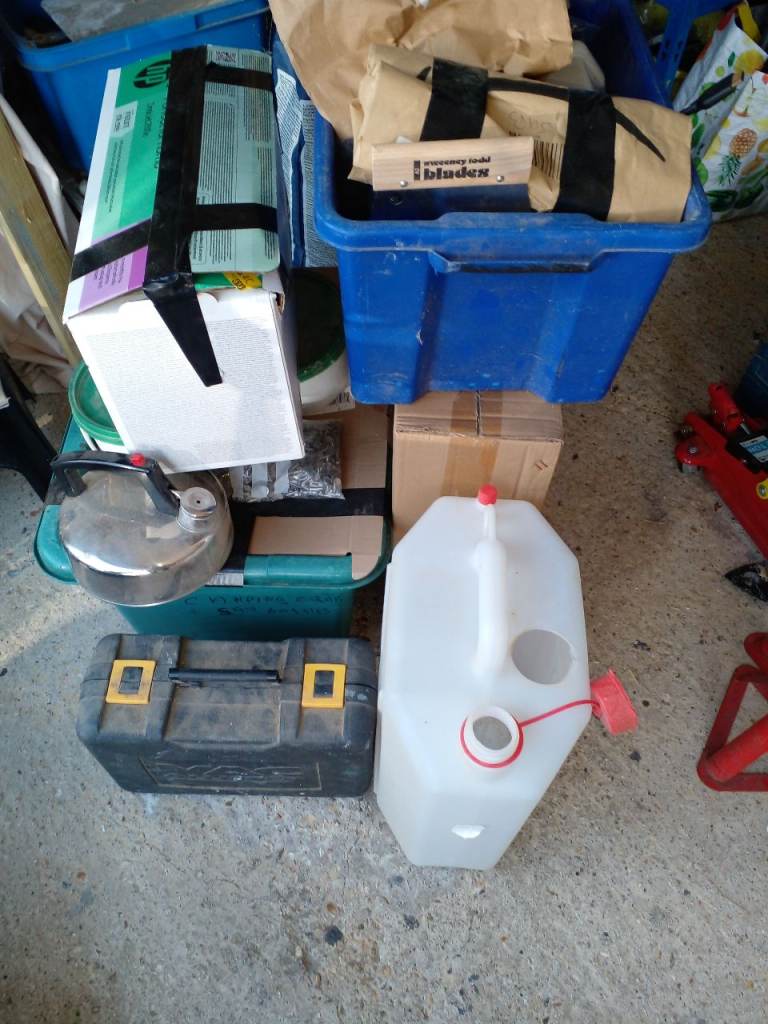 all car boot stuff   i have tried slling without a decent reply so i decided to give it away