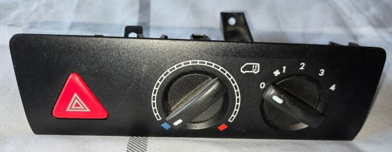 VW T5 Aux Heater Controls - 7H0919158