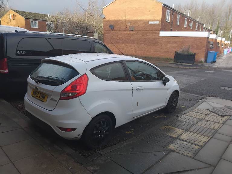 Ford, FIESTA, Hatchback, 2012, Manual, 1242 (cc), 3 doors