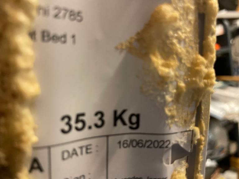 H 137.5 x W 162.5 cm GOOD CONDITION GEORGIAN UPVC DOUBLE GLAZED WINDOW - 3 YEARS OLD (REF: MJ222)