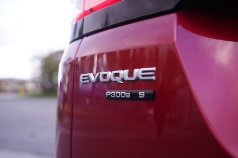 2020 Land Rover Range Rover Evoque 1.5 P300e 12.2kWh S SUV 5dr Petrol Plug-in Hybrid Auto 4WD Eur...