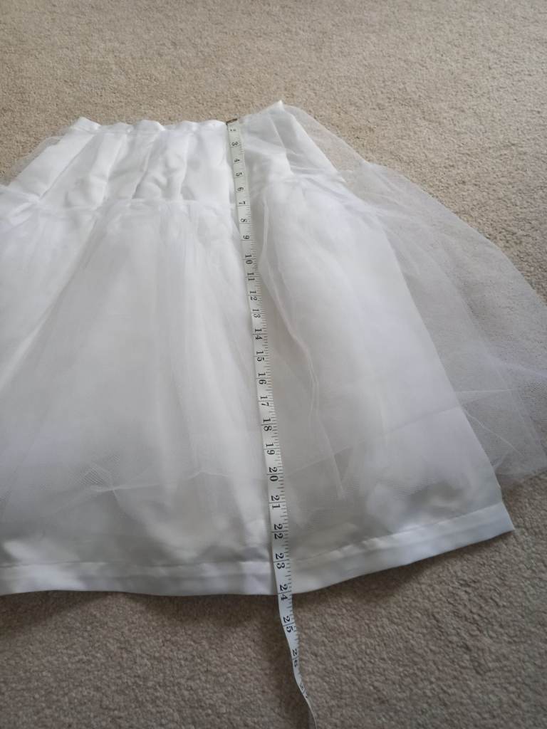 REDUCED!!!! White Tulle Petticoat Skirt – Good Condition