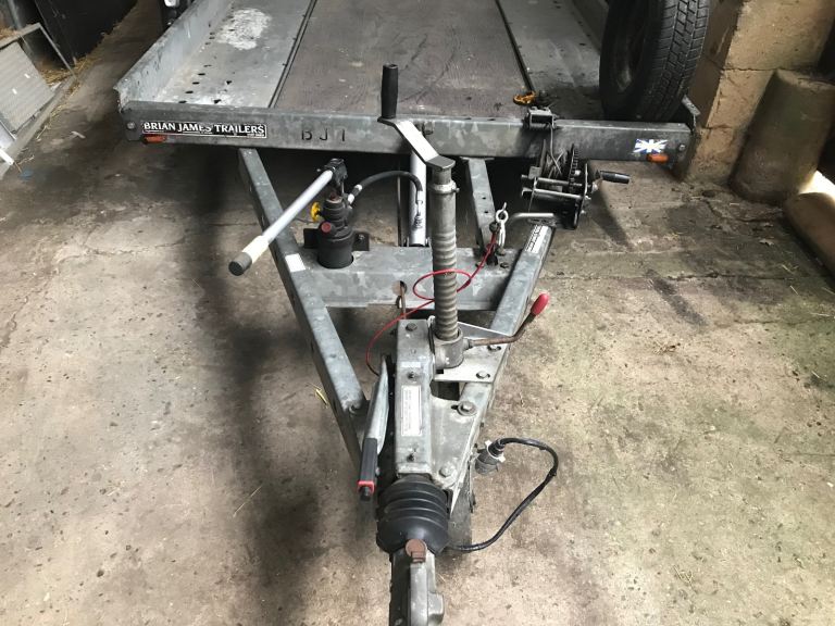 Brian James car transporter trailer