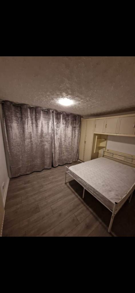 Comfortable 2BR Apartment with Large Living Area