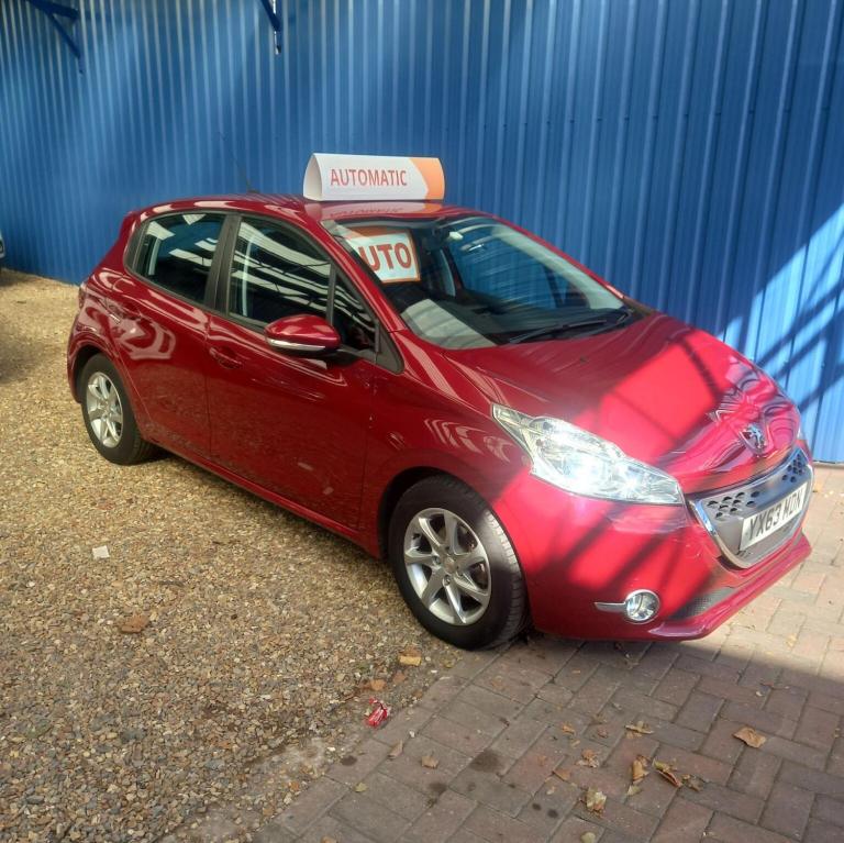 PEUGEOT 208 1.4 e-HDi Active EGC Euro 5 (s/s) 5dr 2013