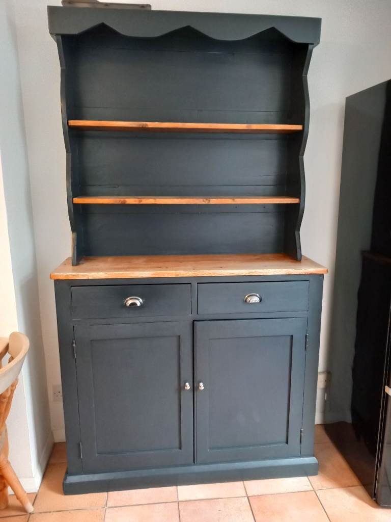Kitchen welsh dresser sideboard cupboard 