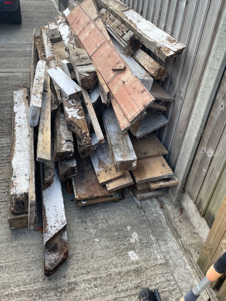 Free Wood 