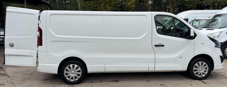 2018 Vauxhall Vivaro 1.6 CDTi 2900 Sportive Panel Van 5dr Diesel Manual L2 H1 Euro 6 (120 ps) PAN...