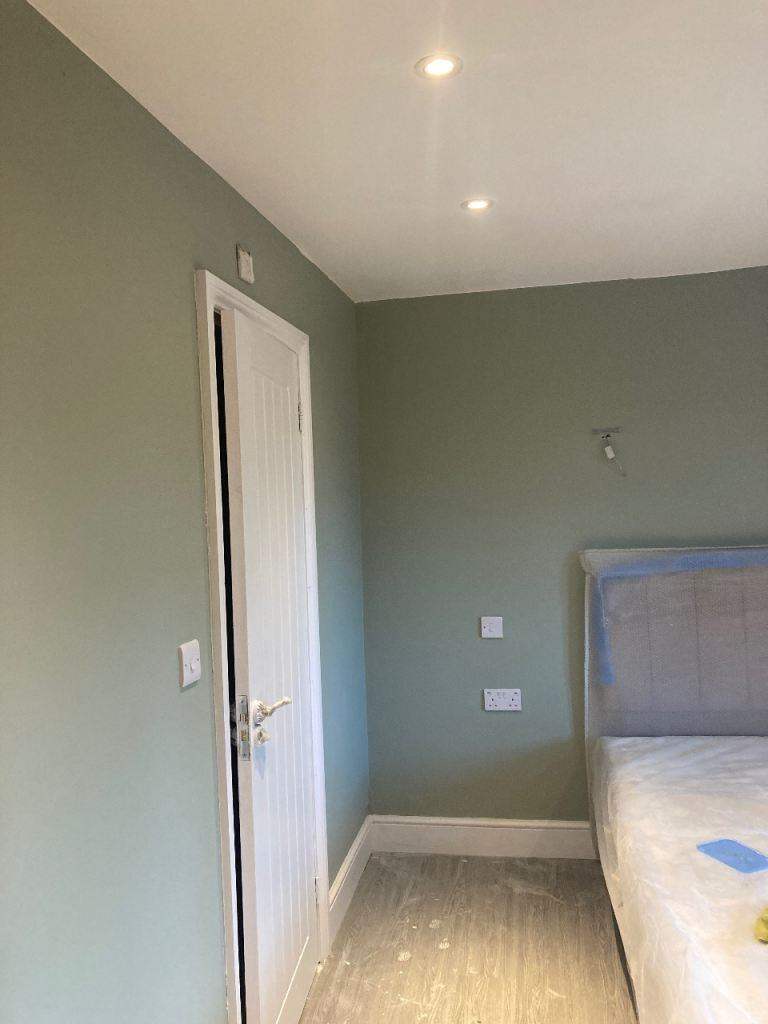 Handyman & Electrician Services London - Repairs, Furniture Assembly, Lighting, TV Mounting 🔨