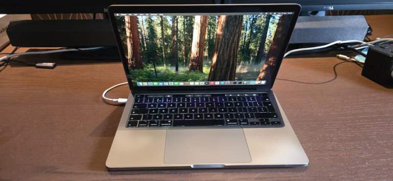 Apple MacBook Pro 2020 13-inch 256GB SSD – Good Condition