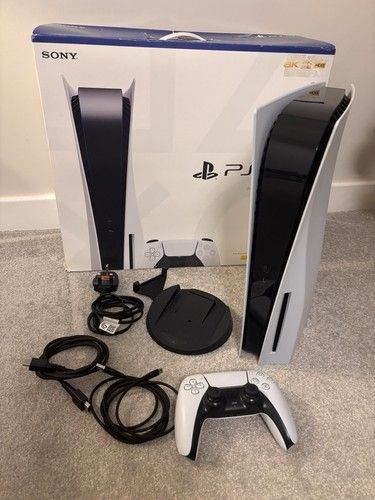 Sony PlayStation 5 PS5 Disc Edition 825GB White - Boxed - Excellent Condition. No offers