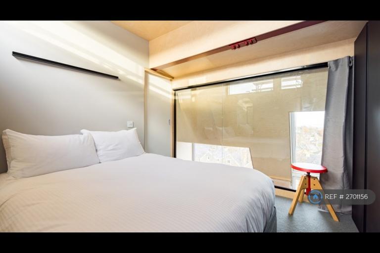 2 bedroom flat in Archway Road, London, N6 (2 bed) (#2701156)