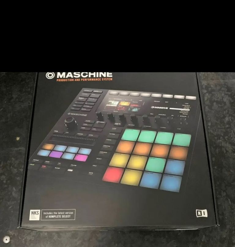 Native Instruments Maschine MK3 + Free Komplete Select, NI Drum Machine, Sampler