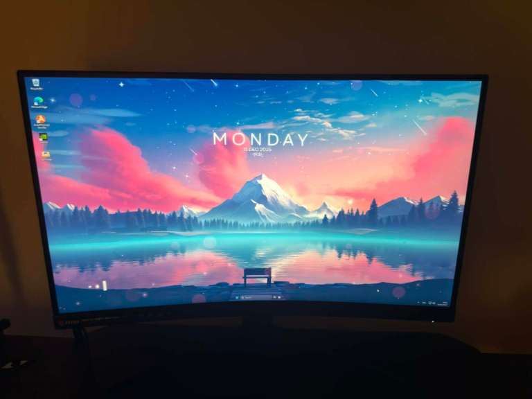 MSI 27” Curved Gaming Monitor | 1440p QHD | 165Hz