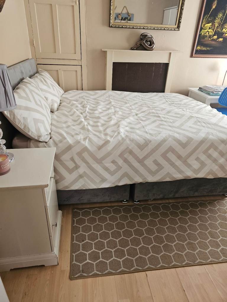 Quiet double room in nice  location. 