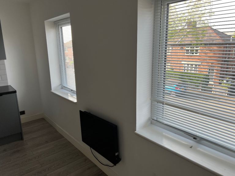 2 bed flat for rent 