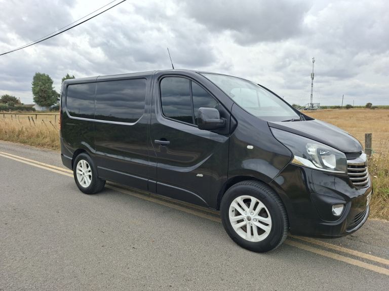 Vauxhall, VIVARO, Panel Van, 2017, Manual, 1598 (cc)