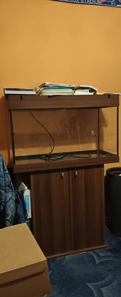 Ferplast Fish tank stand and accessories