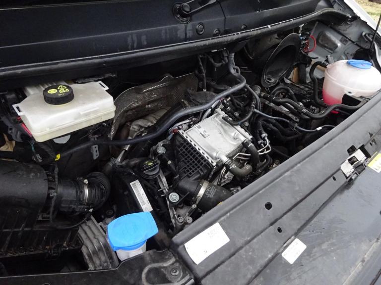 2024 74 REG VOLKSWAGEN CRAFTER CR35 COMMERCE TDI DIESEL VAN DAMAGED SALVAGE