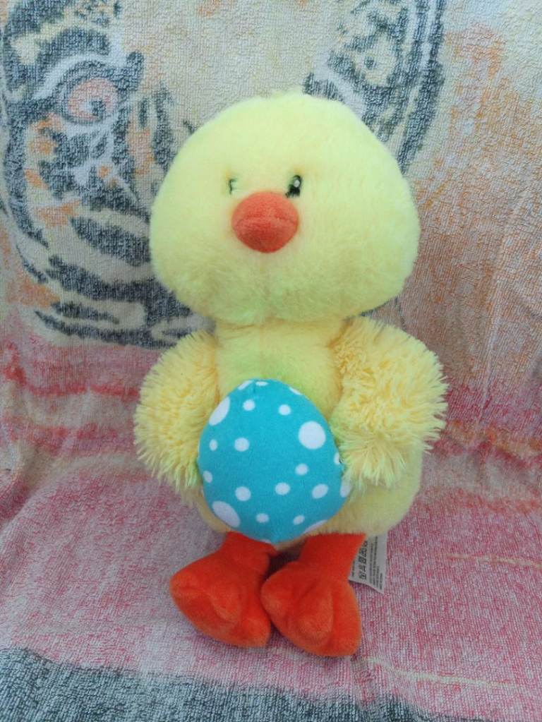 Chick soft toy 