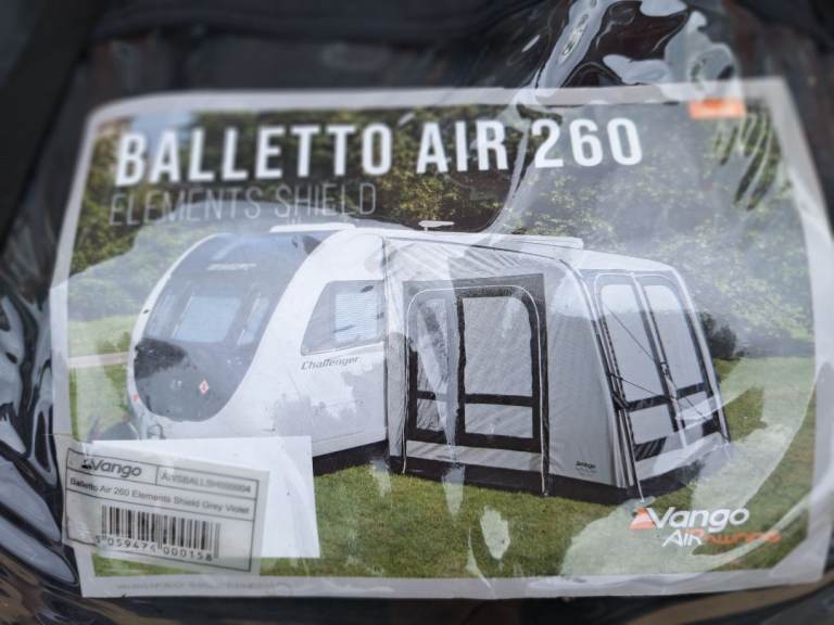 Vango 260 balletto air awning + carpet