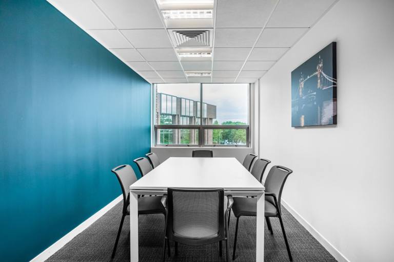 Peterborough - PE1 5DD \ Flexible Office Space with 4 Desks