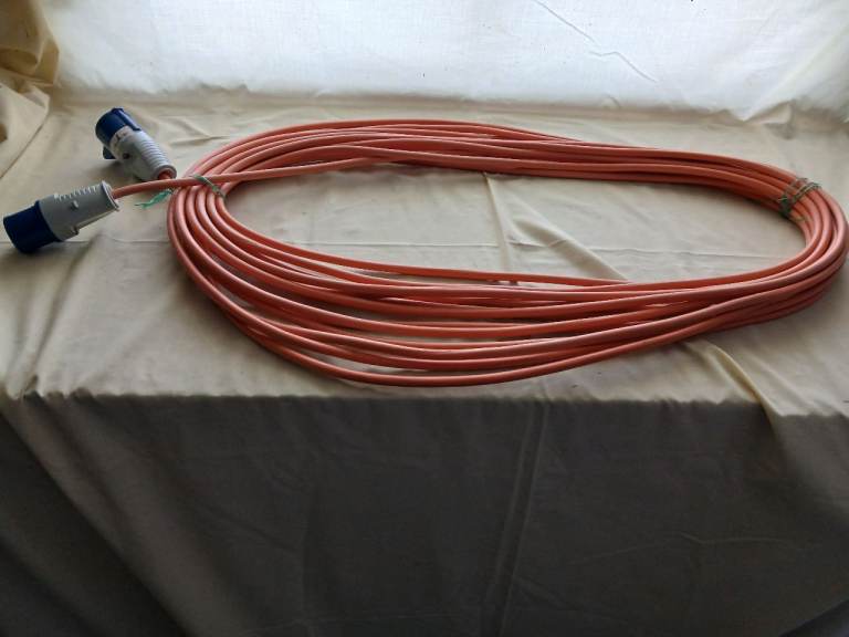 25 metre caravan hook up cable