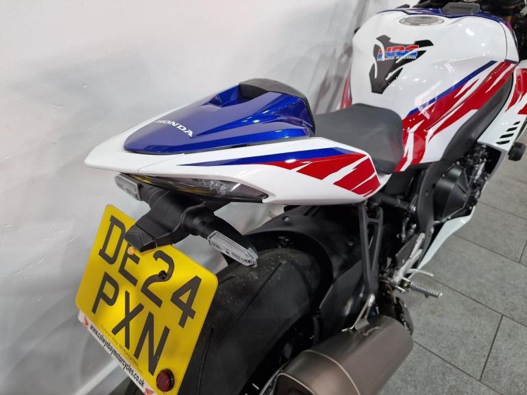 2024 Honda Fireblade CBR1000RRR SP, 30th Anniversary Edition, Warranty 06/26