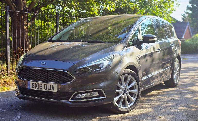 2016 Ford S-Max 2.0 TDCi VIGNALE (210 BHP) POWERSHIFT + PAN ROOF + QUILTED LEATHER + MEDIA MPV Di...