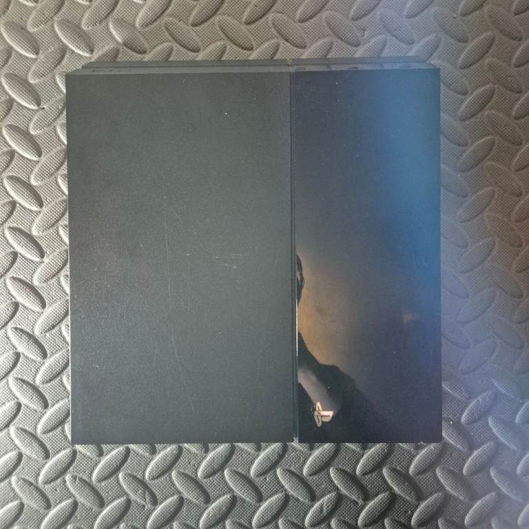 Sony PlayStation 4 (PS4) Console – CUH-1003A – 500GB – 220–240V