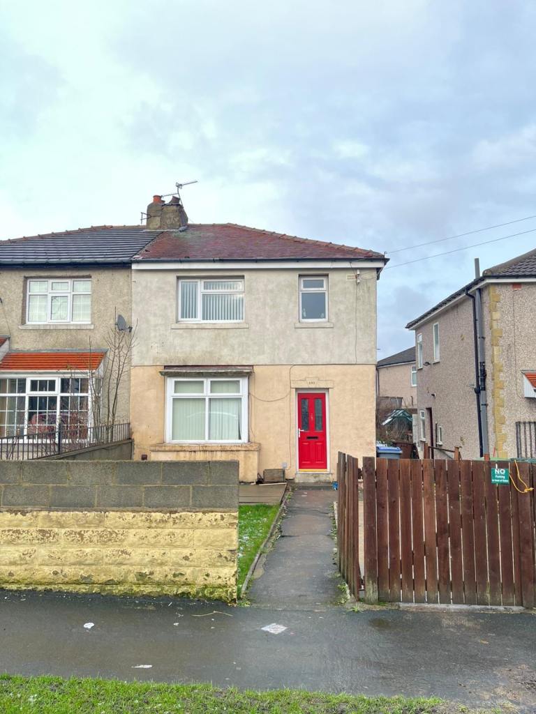 3 bed semi detached bd2 